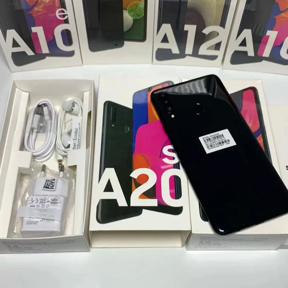 Wholesale cheap 4G smartphones A20s cellphone A10s A12 A20 A32 Android Dual SIM phone 4GB+64GB mobile phone